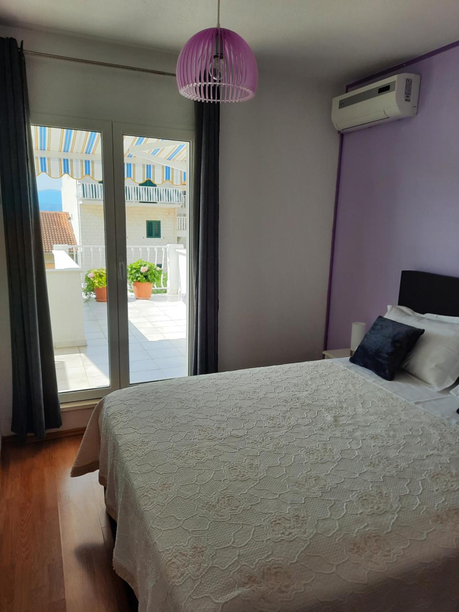 Apartments Marjanovic Бол Стая снимка