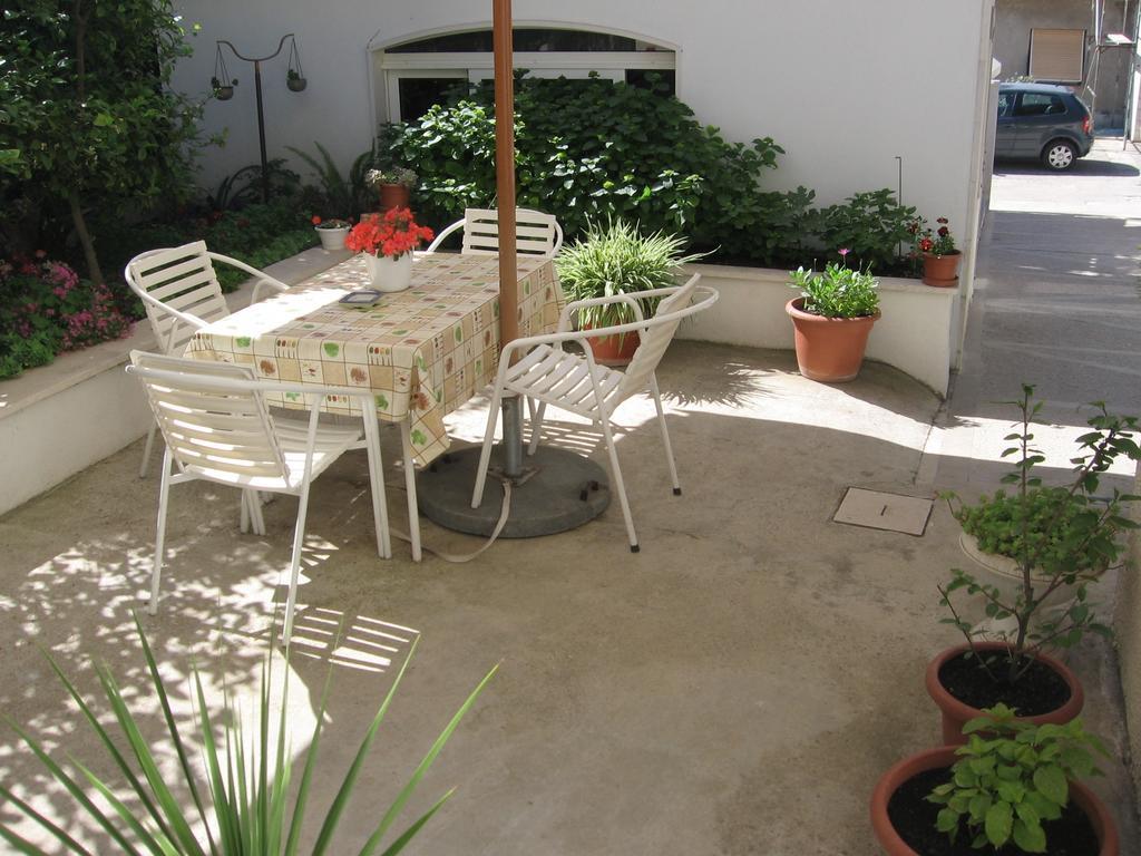 Apartments Marjanovic Бол Екстериор снимка